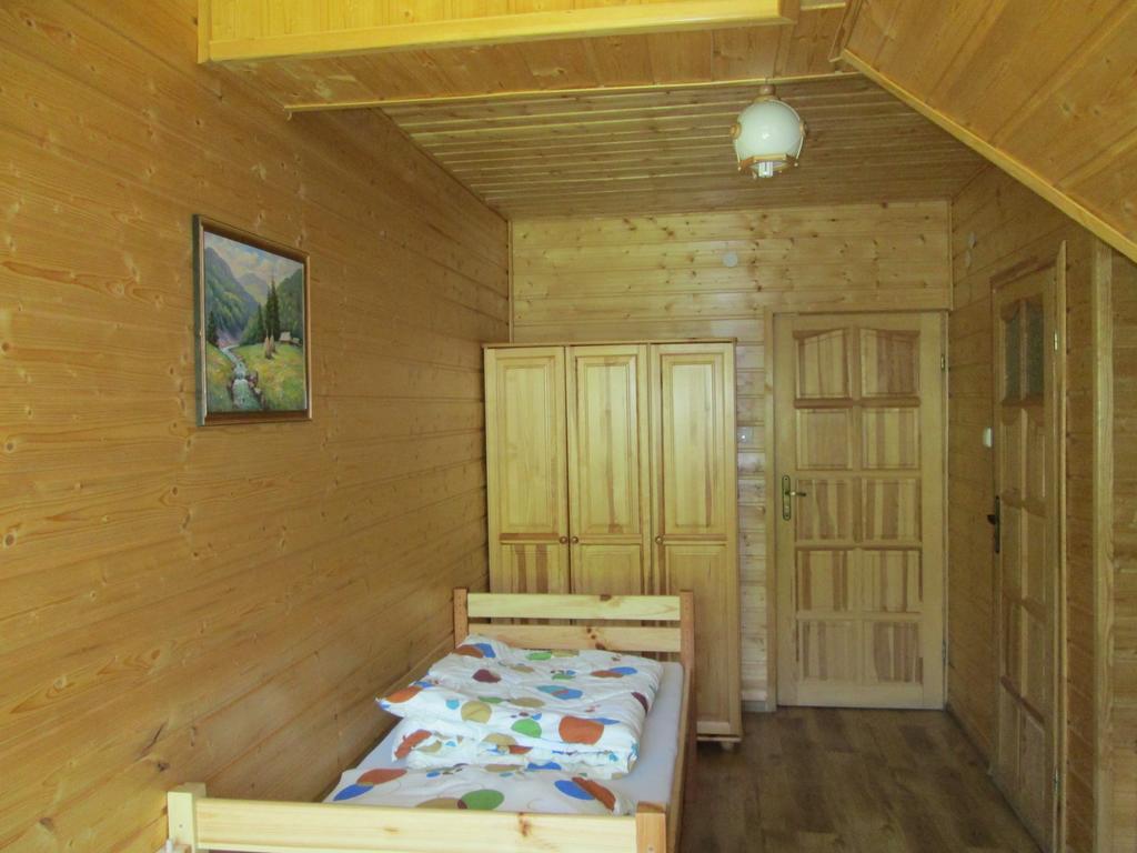 Noclegi Pod Malym Krolem Ustrzyki Dolne Bagian luar foto
